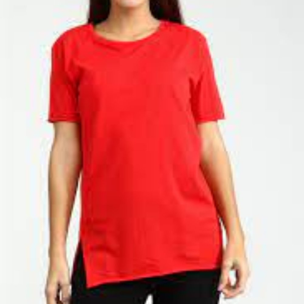 red women tshirt